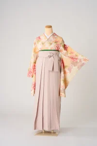 花柄着物袴セット - Image 01 (February 19, 2026)